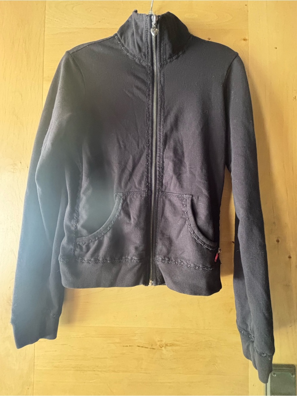 Vintage Twisted Heart Black Full-Zip Hoodie Jacket